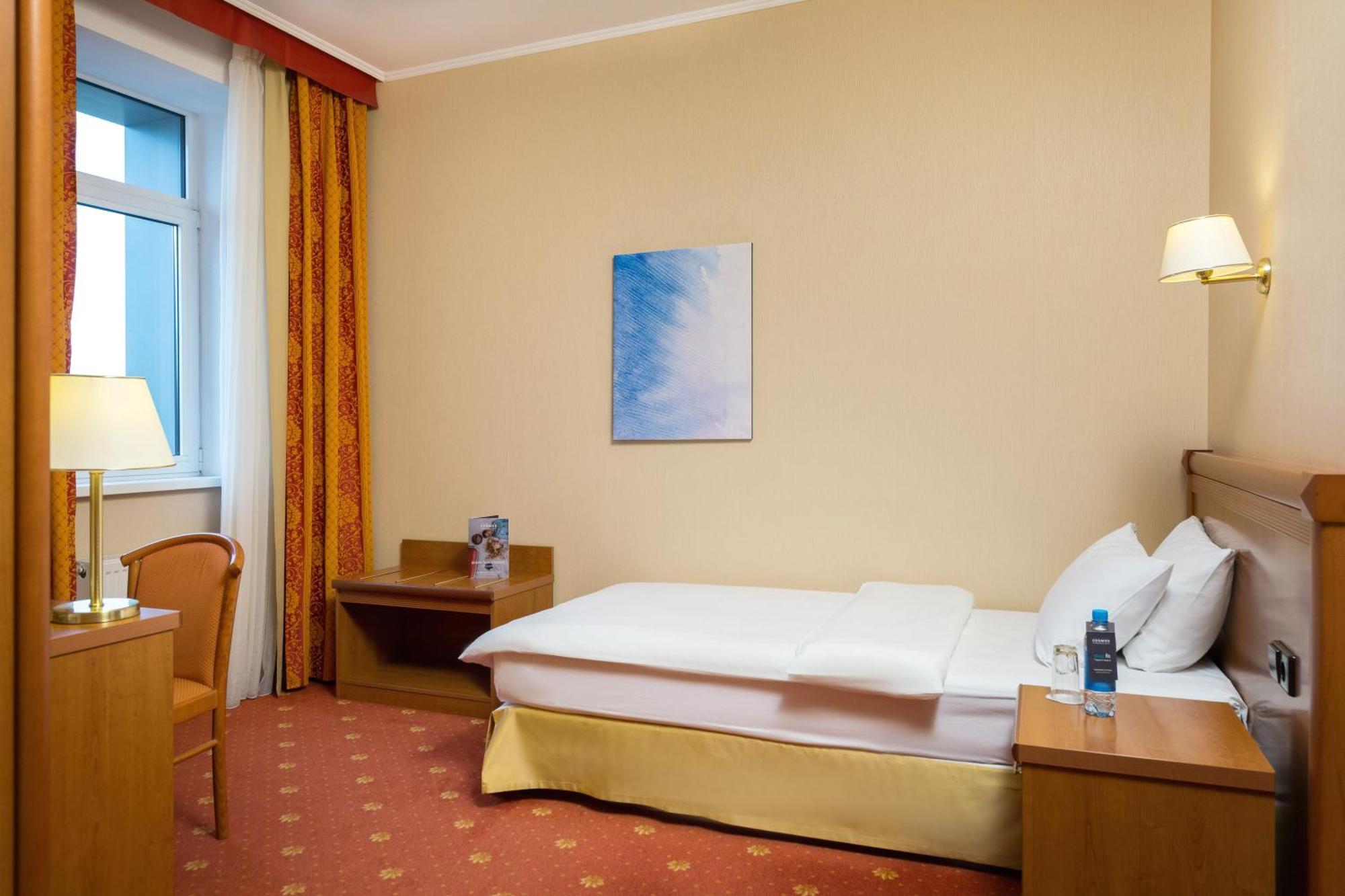 Cosmos Petrozavodsk Hotel Zewnętrze zdjęcie